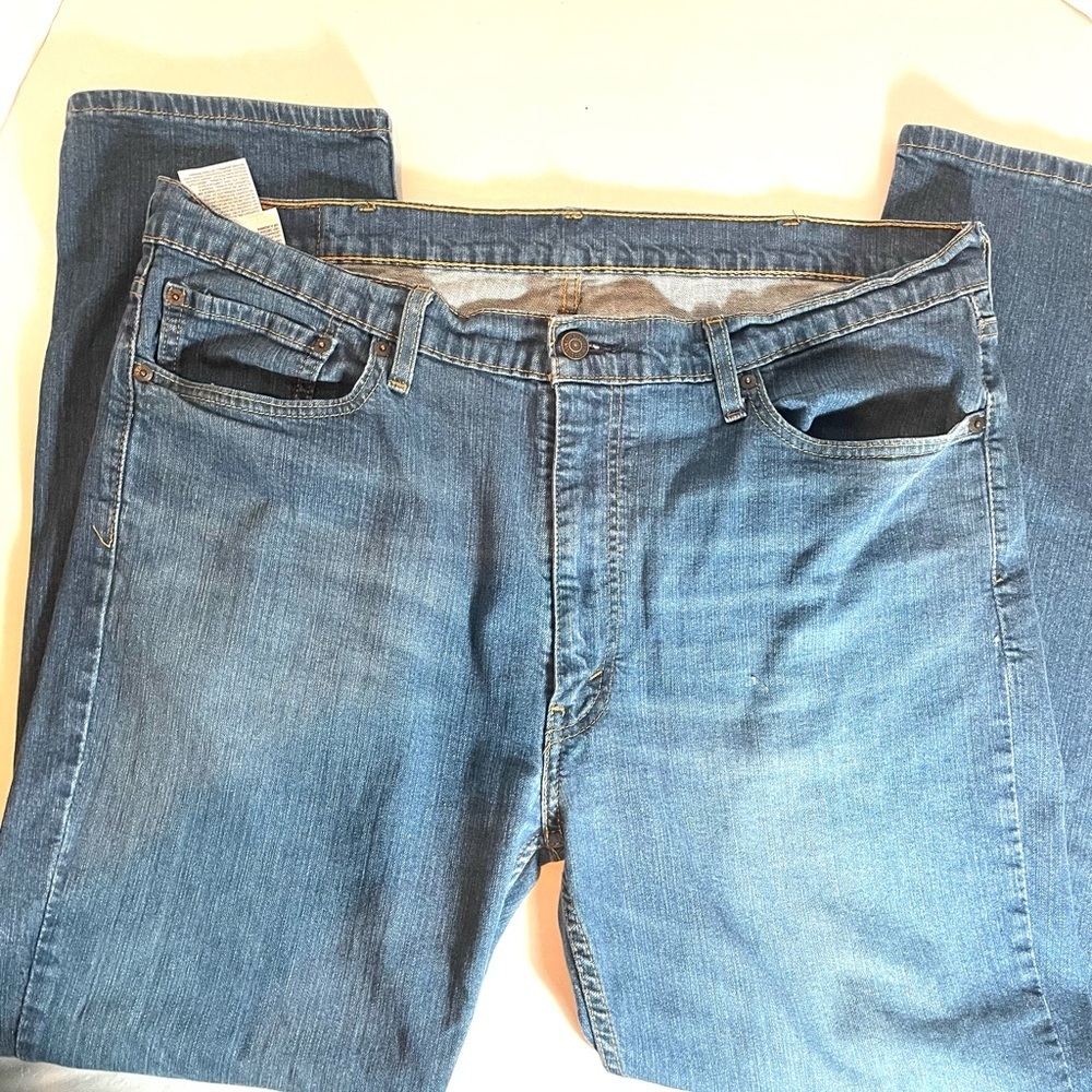 Levi’s 514 Straight Fit Jeans Medium Wash Slight Flare W40 L30 - Picture 6 of 12